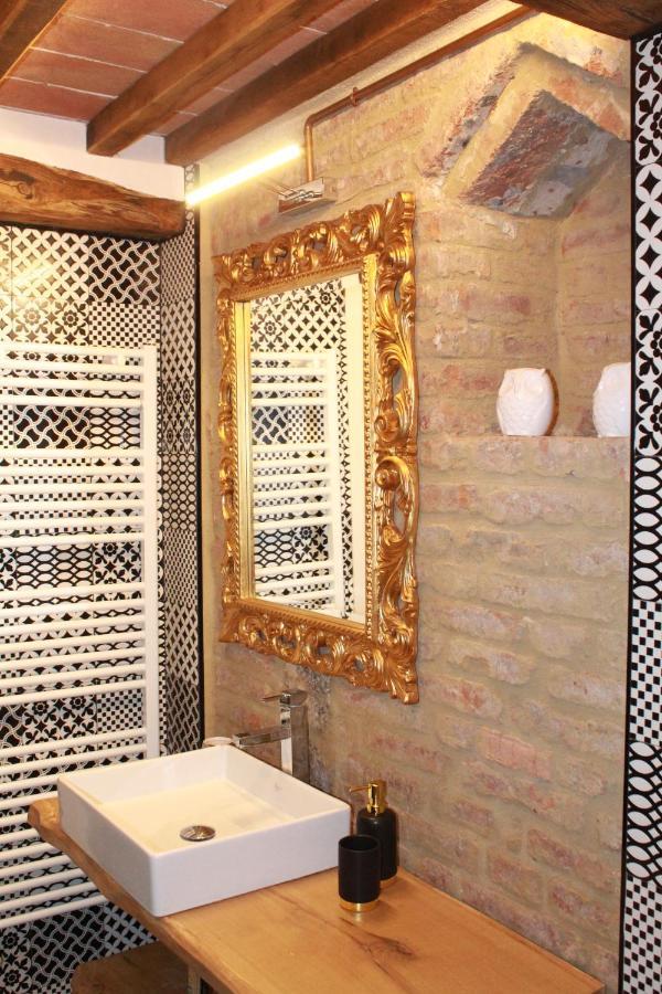 Luxury Suite Apartment Angiolieri Siena Luaran gambar