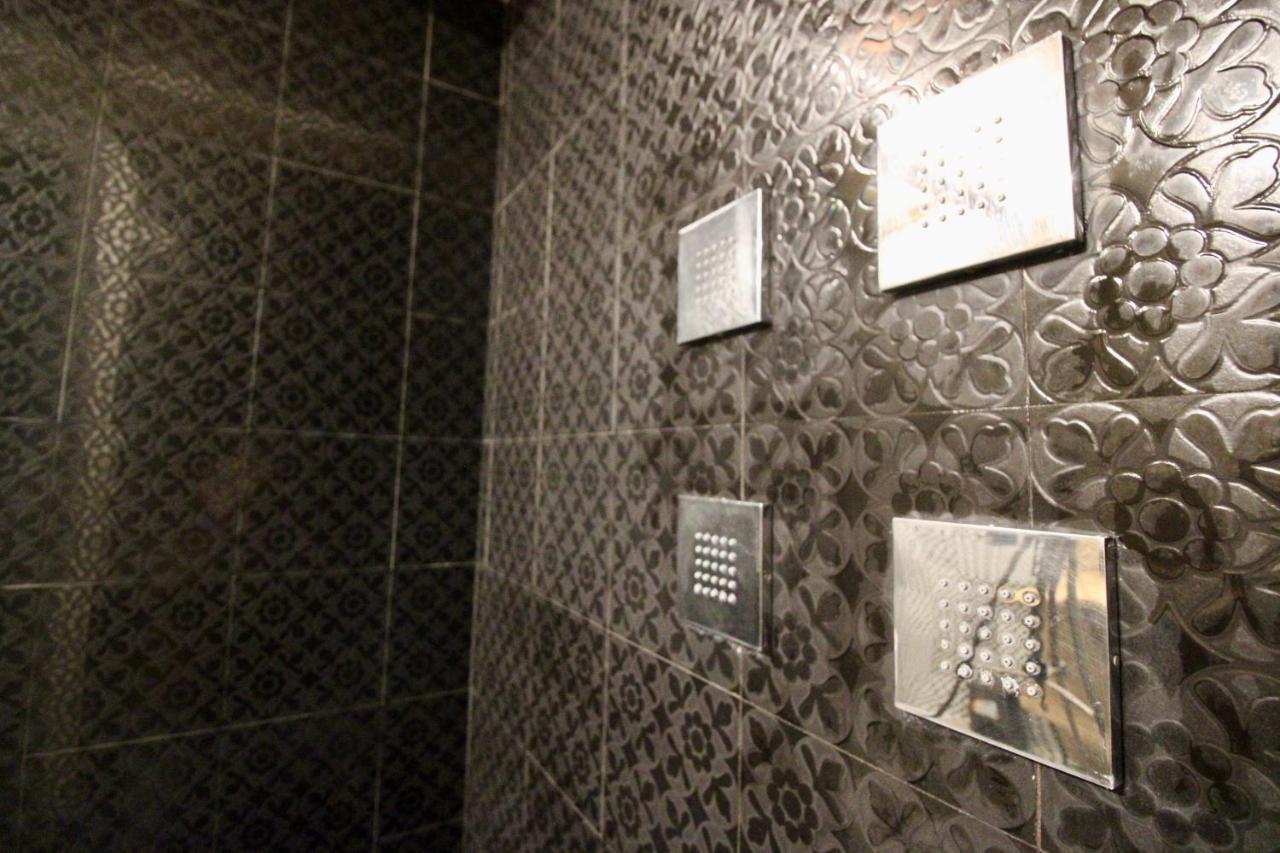 Luxury Suite Apartment Angiolieri Siena Luaran gambar