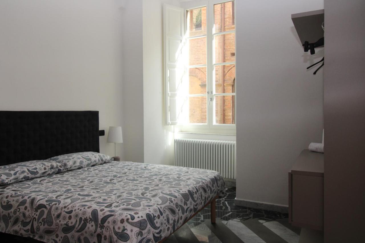 Luxury Suite Apartment Angiolieri Siena Luaran gambar