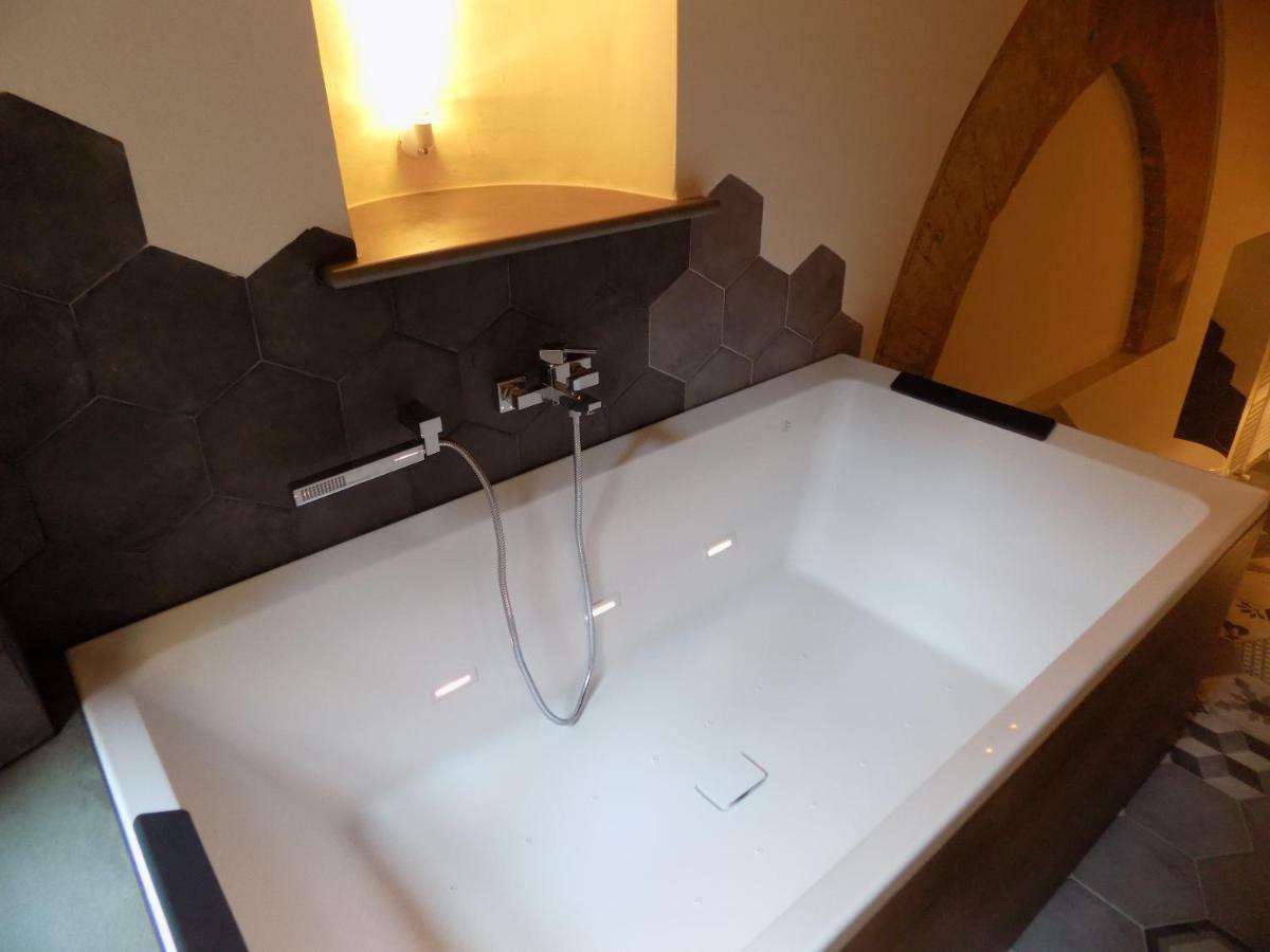 Luxury Suite Apartment Angiolieri Siena Luaran gambar