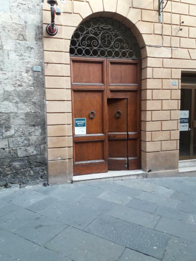 Luxury Suite Apartment Angiolieri Siena Luaran gambar
